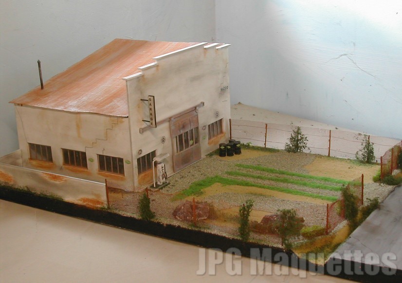 decor_diorama_garage_1_43_maquettes