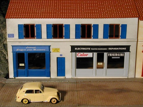  coiffeur eletricite décors diorama dioramas maison maisons vitrine vitrines 1/43°