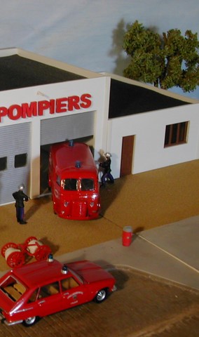 CASERNE DE POMPIERS 