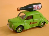 renault 4cv miniature vins d'alsace  publicitaire 1/43°