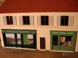  pharmacie epiceriedécors diorama dioramas maison maisons vitrine vitrines 1/43°