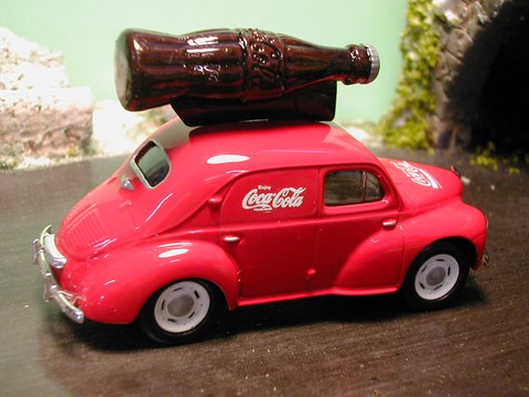 renault 4cv miniature coca cola  publicitaire 1/43°