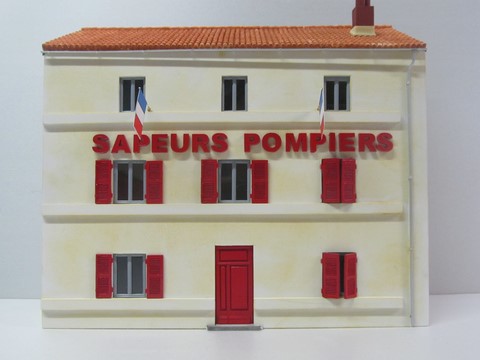   caserne décors diorama dioramas maison maisons vitrine vitrines 1/43°